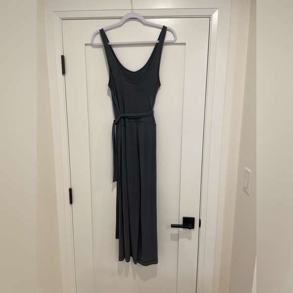 Lululemon Ease of It All Jumpsuit Graphite Grey Size 2 NEW - Picture 8 of 10